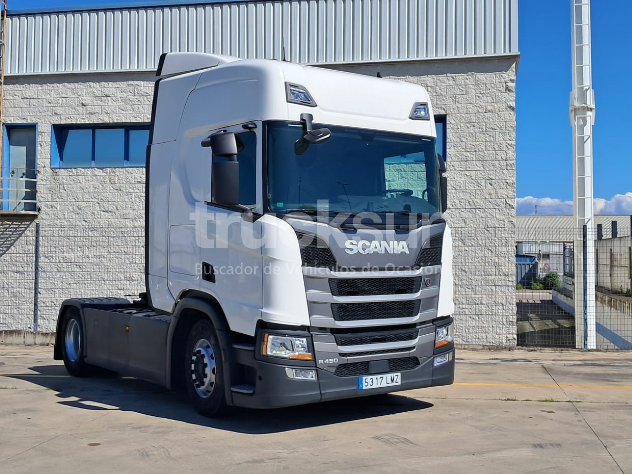 SCANIA R450 - Tractor unit: picture 1 SCANIA R450 - Tractor unit: picture 1