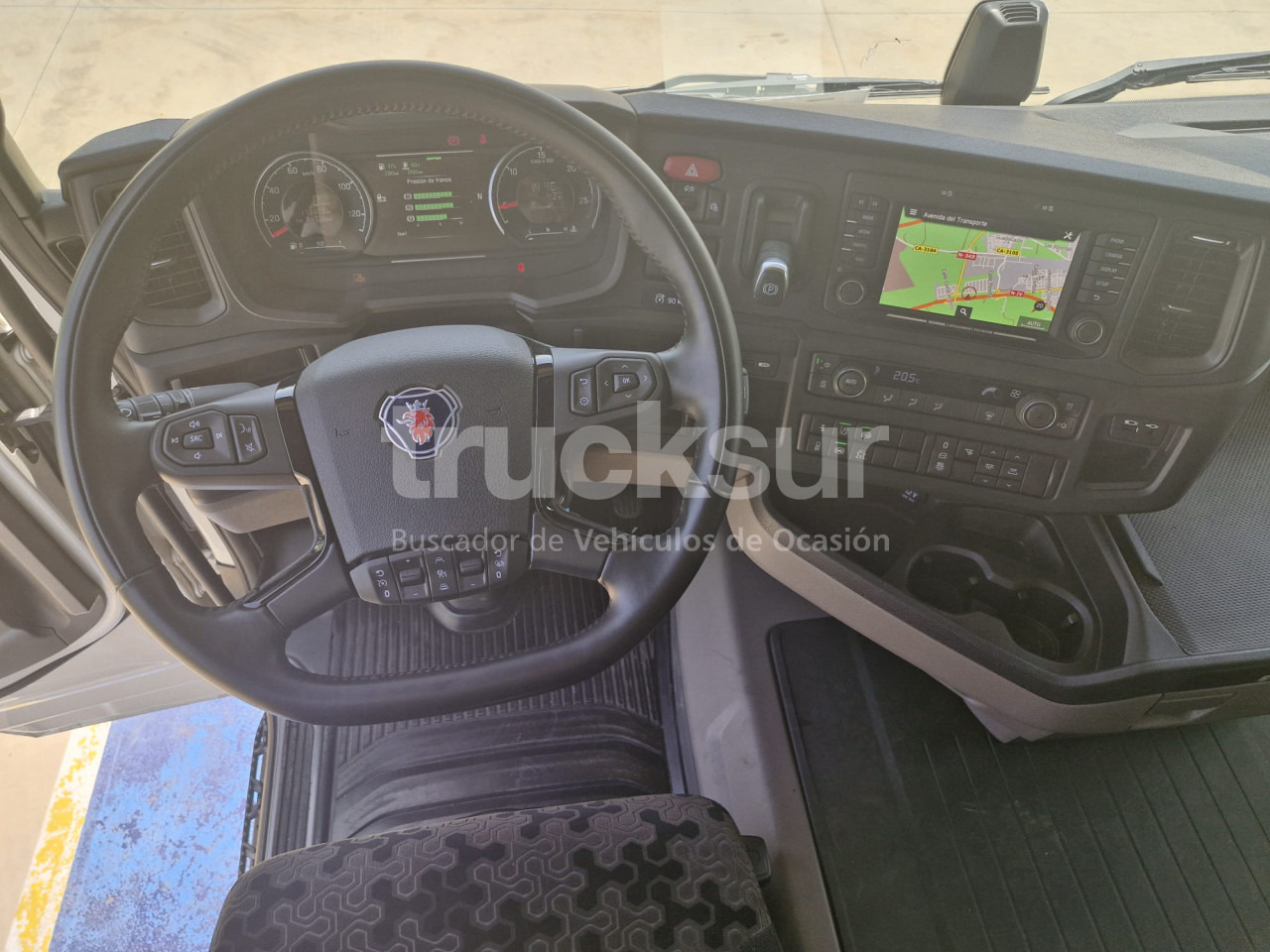 SCANIA R460 - Tractor unit: picture 5 SCANIA R460 - Tractor unit: picture 5
