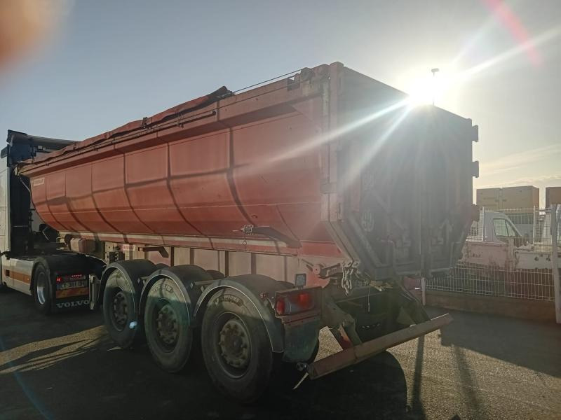Fruehauf - Tipper semi-trailer: picture 2 Fruehauf - Tipper semi-trailer: picture 2