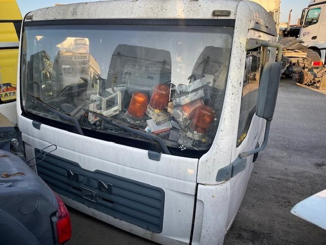 MAN TGA - Cab for Truck: picture 3 MAN TGA - Cab for Truck: picture 3