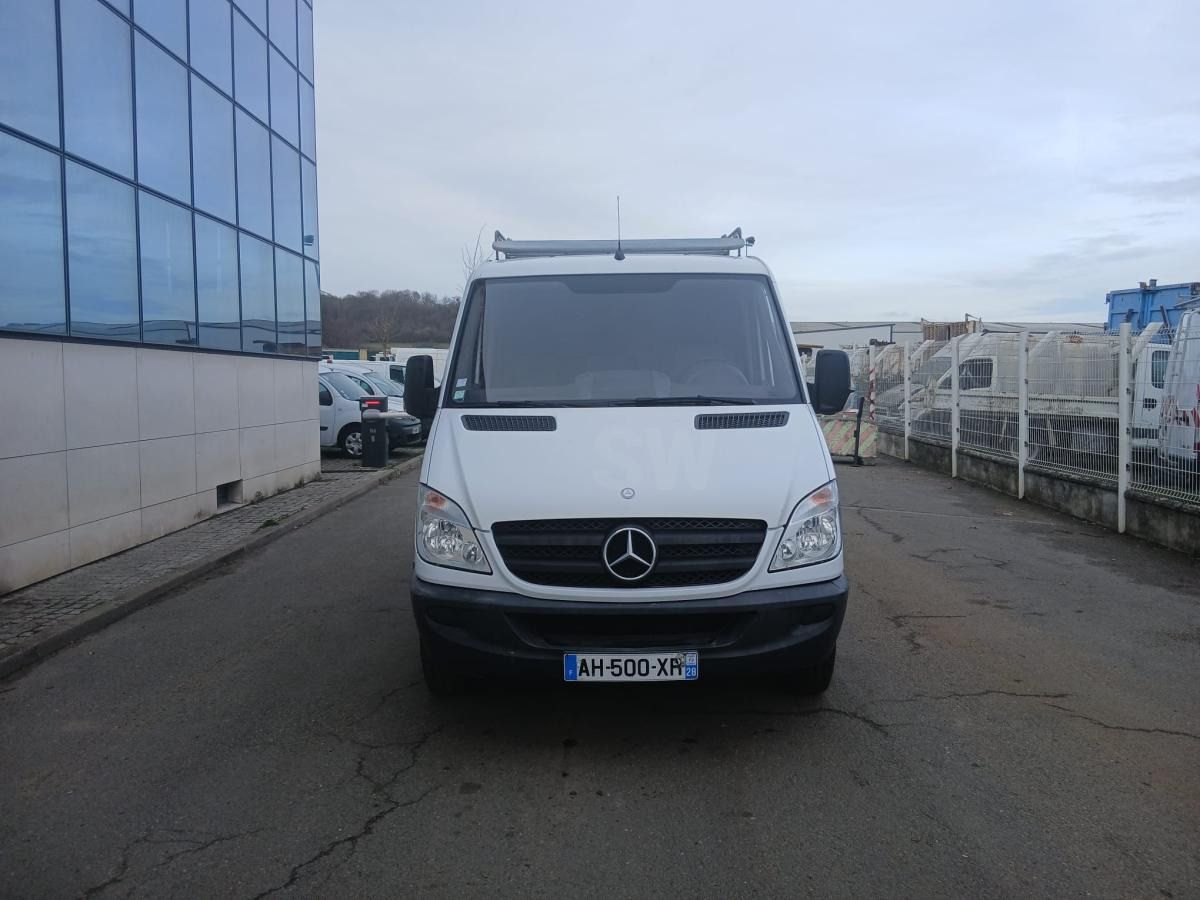 Mercedes Sprinter 210 CDI - Small van: picture 2 Mercedes Sprinter 210 CDI - Small van: picture 2