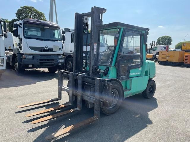 Mitsubishi FD40KL - Diesel forklift: picture 1 Mitsubishi FD40KL - Diesel forklift: picture 1