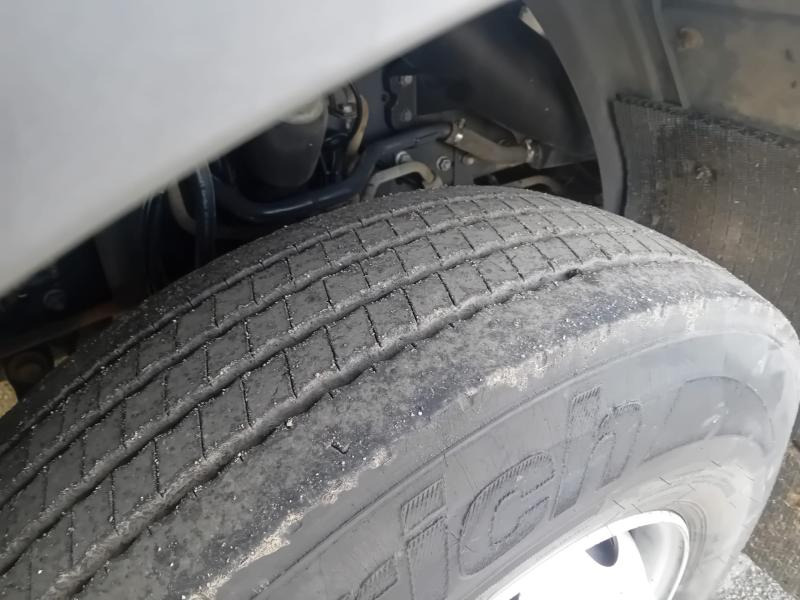 Renault D-Series 26 Wide - Garbage truck: picture 3 Renault D-Series 26 Wide - Garbage truck: picture 3