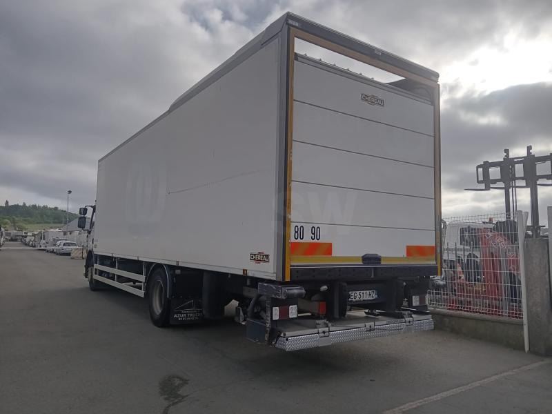 Renault D-Series 280 - Refrigerator truck: picture 3 Renault D-Series 280 - Refrigerator truck: picture 3