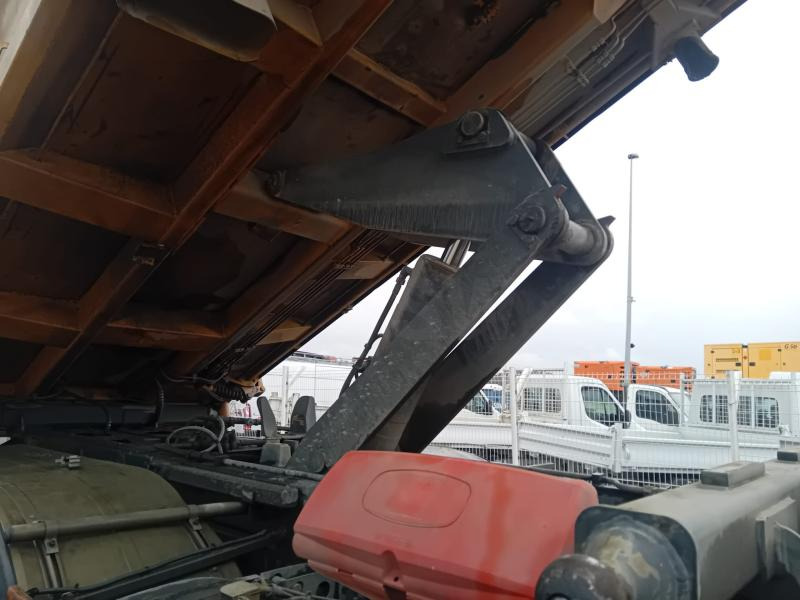 Renault Kerax 430 DXI - Tipper: picture 3 Renault Kerax 430 DXI - Tipper: picture 3