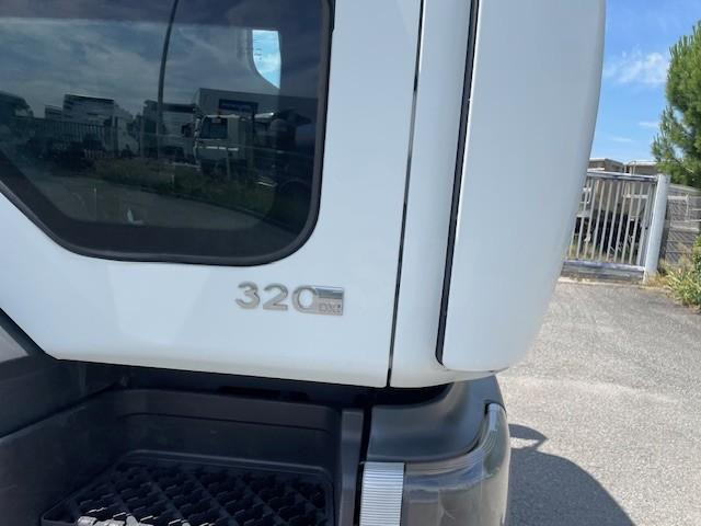 Renault Premium 320 DXI - Garbage truck: picture 3 Renault Premium 320 DXI - Garbage truck: picture 3