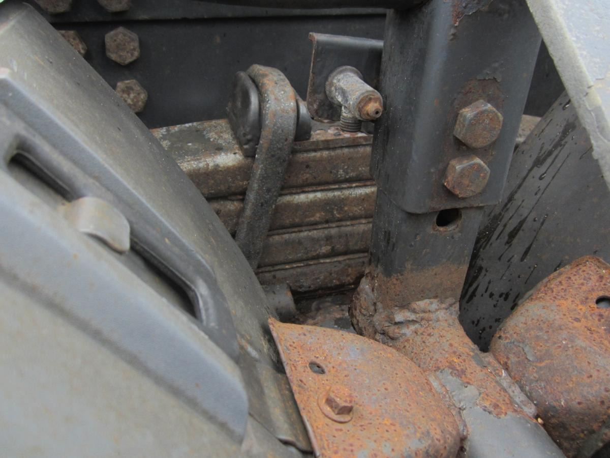 Tractor unit Scania R 480: picture 16