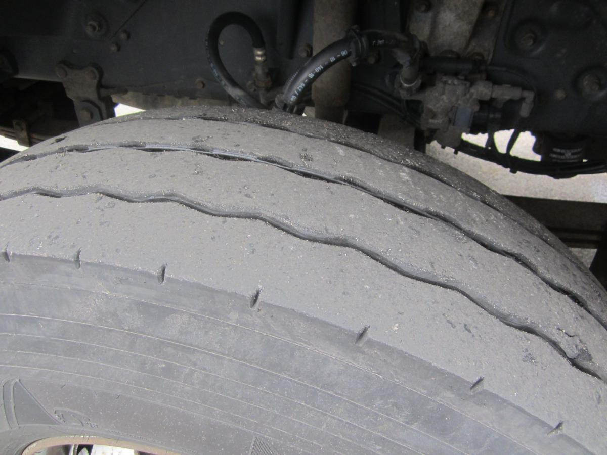 Tractor unit Scania R 480: picture 18