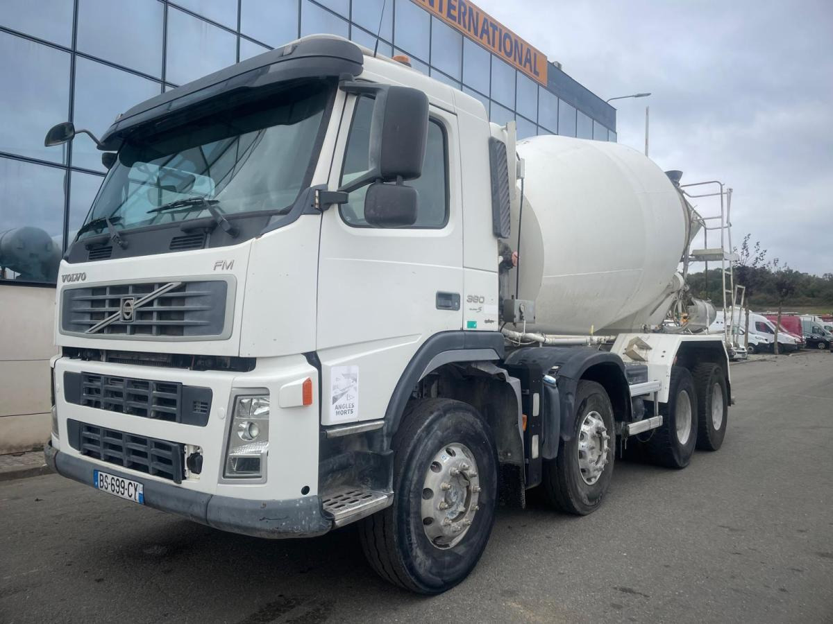 Volvo FM 380 - Concrete mixer truck: picture 2 Volvo FM 380 - Concrete mixer truck: picture 2