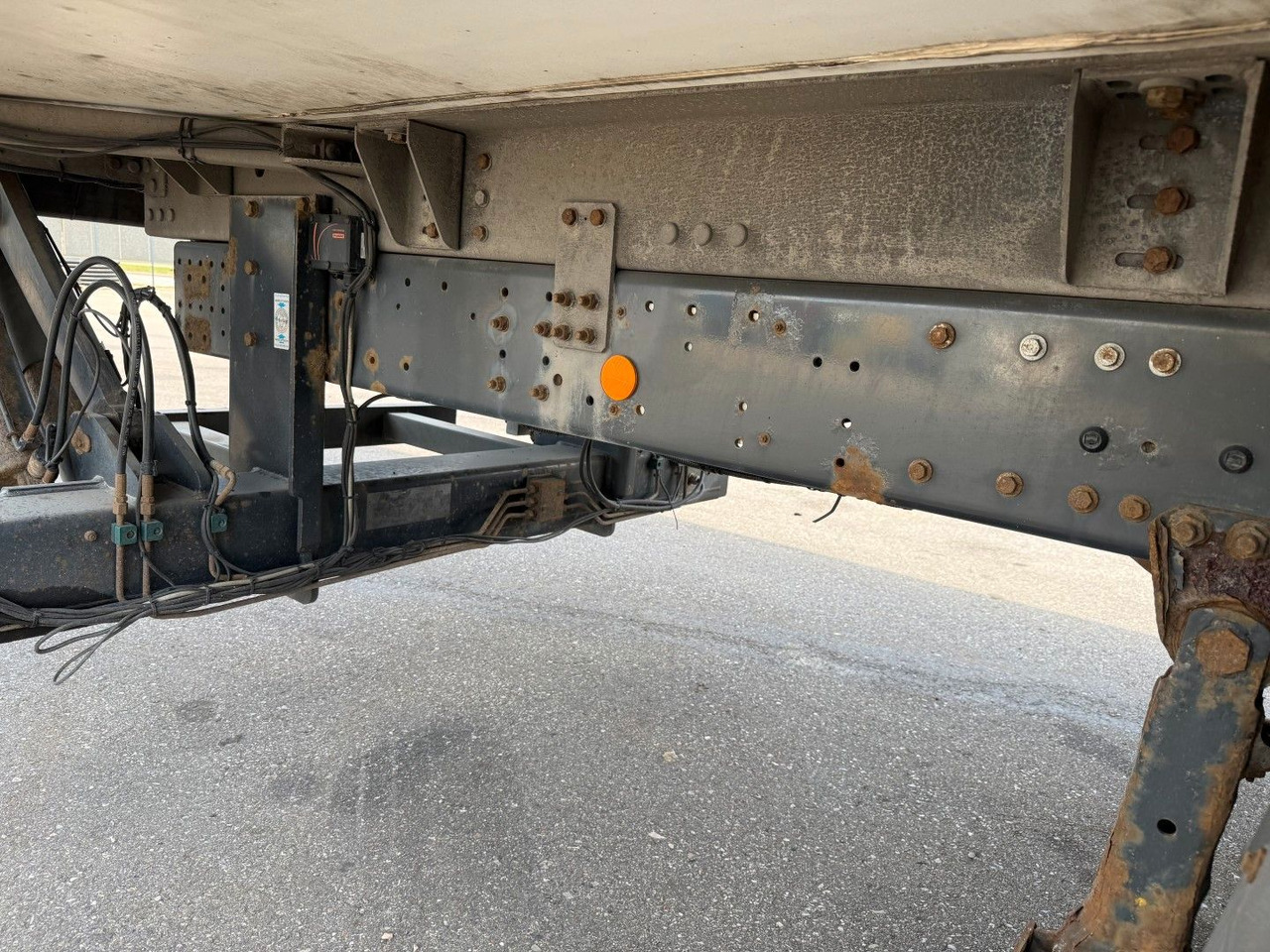 Refrigerator truck Iveco 180E32 Schmitz / Thermo King T-1200R Spectrum Iveco 180E32 Schmitz / Thermo King T-1200R Spectrum: picture 18