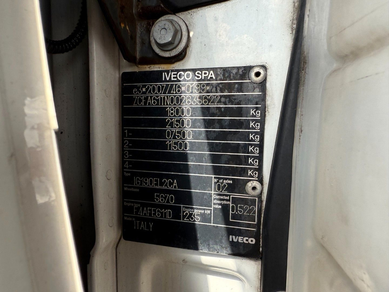 Refrigerator truck Iveco 180E32 Schmitz / Thermo King T-1200R Spectrum Iveco 180E32 Schmitz / Thermo King T-1200R Spectrum: picture 14