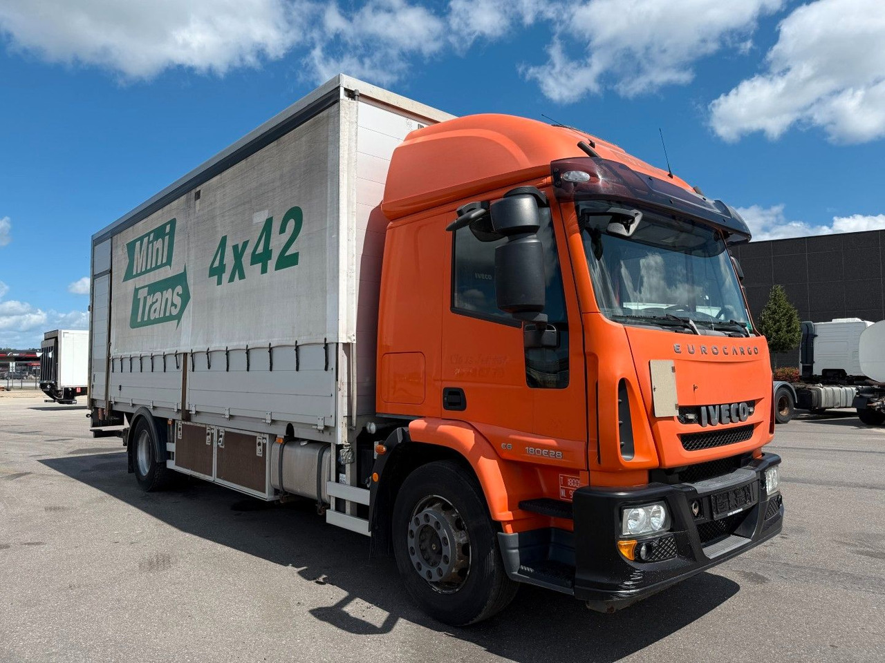 Iveco EuroCargo 180 E28 Euro 6 Freight Iveco EuroCargo 180 E28 Euro 6 Freight / Pritsche - Curtainsider truck: picture 2 Iveco EuroCargo 180 E28 Euro 6 Freight Iveco EuroCargo 180 E28 Euro 6 Freight / Pritsche - Curtainsider truck: picture 2