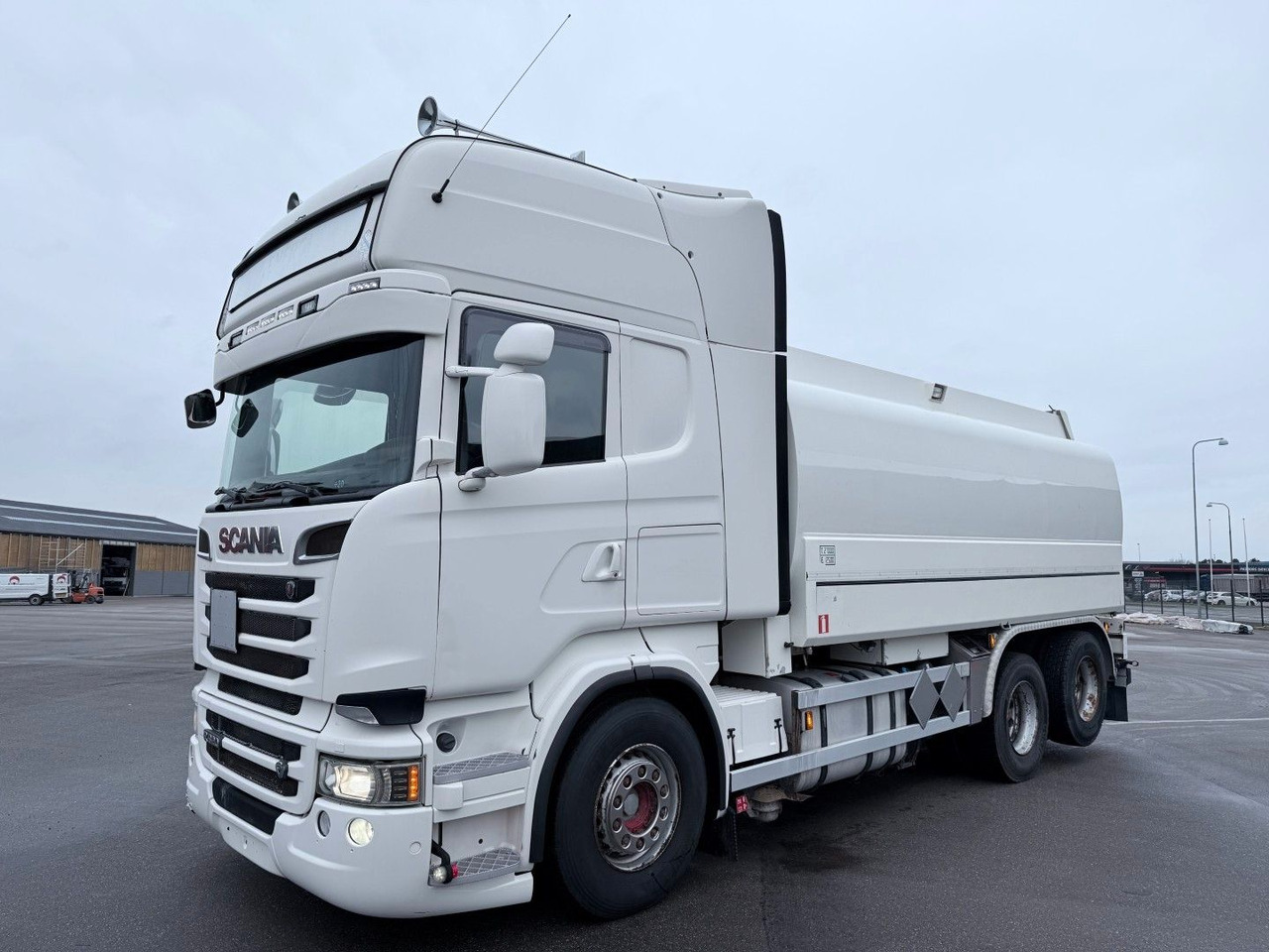 Scania R620 6x2 Topline HMK Bilcon 19.000 L ADR Tank - Tank truck: picture 1 Scania R620 6x2 Topline HMK Bilcon 19.000 L ADR Tank - Tank truck: picture 1
