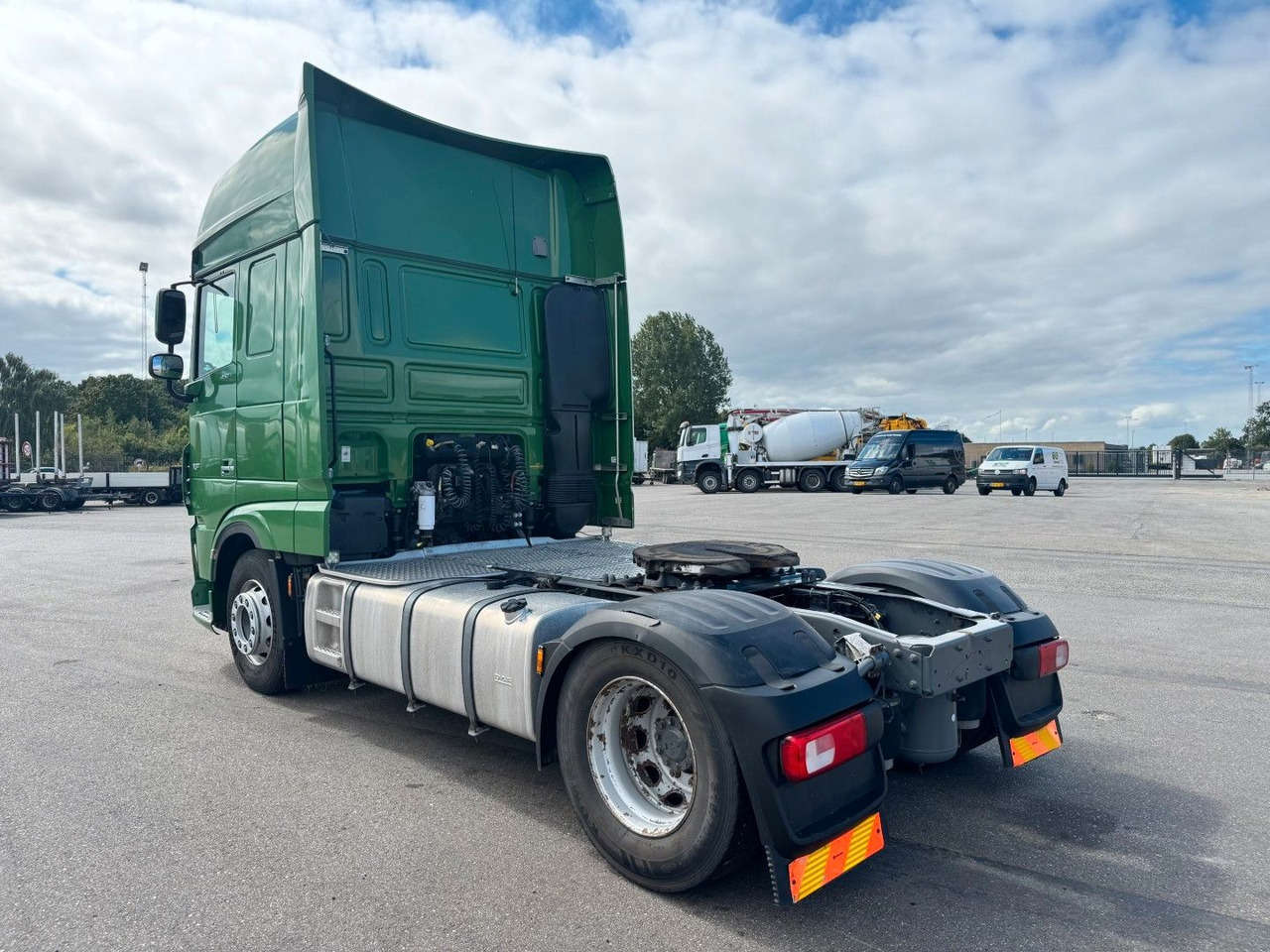 DAF XF 450 4x2 SSC Euro 6 - Tractor unit: picture 4 DAF XF 450 4x2 SSC Euro 6 - Tractor unit: picture 4