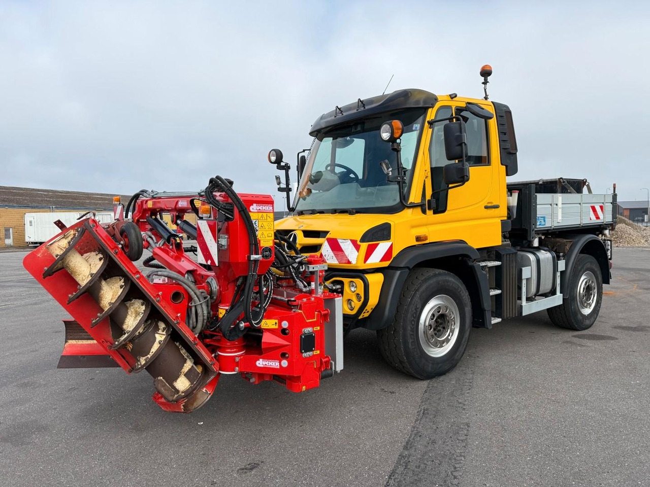 Unimog U427 4x4 Tipper / Kipper / Dücker Fräse BRS 15 - Tipper: picture 2 Unimog U427 4x4 Tipper / Kipper / Dücker Fräse BRS 15 - Tipper: picture 2
