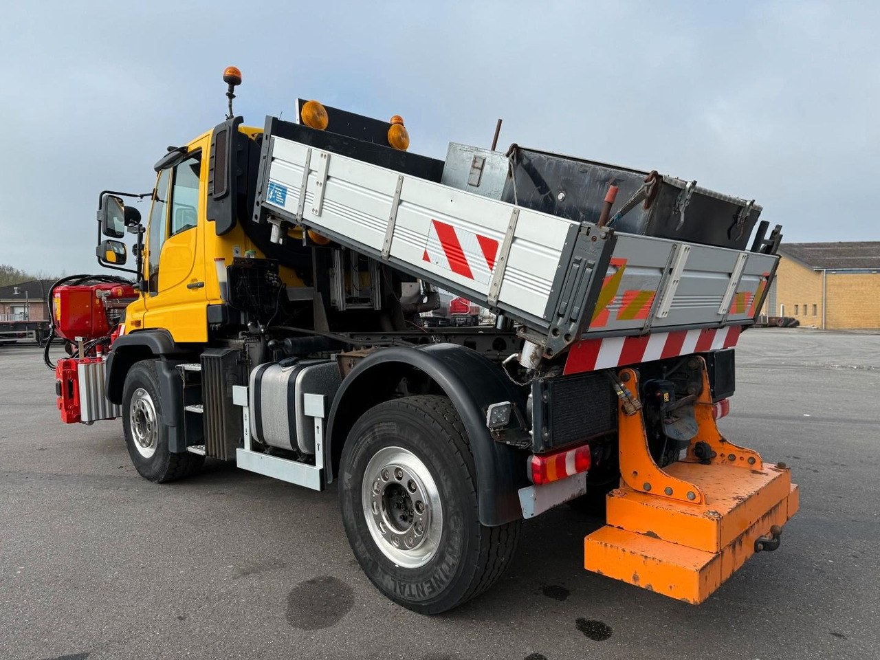 Unimog U427 4x4 Tipper / Kipper / Dücker Fräse BRS 15 - Tipper: picture 5 Unimog U427 4x4 Tipper / Kipper / Dücker Fräse BRS 15 - Tipper: picture 5