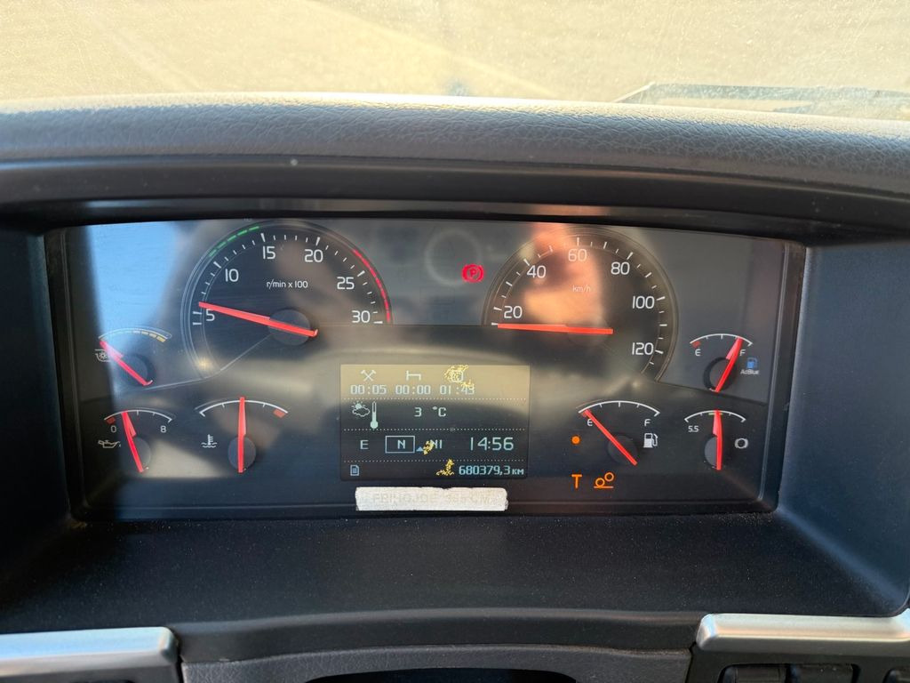 Tank truck Volvo FM460 8x2*6 24.000 l. ADR Tank Volvo FM460 8x2*6 24.000 l. ADR Tanktruck: picture 15 Tank truck Volvo FM460 8x2*6 24.000 l. ADR Tank Volvo FM460 8x2*6 24.000 l. ADR Tanktruck: picture 15