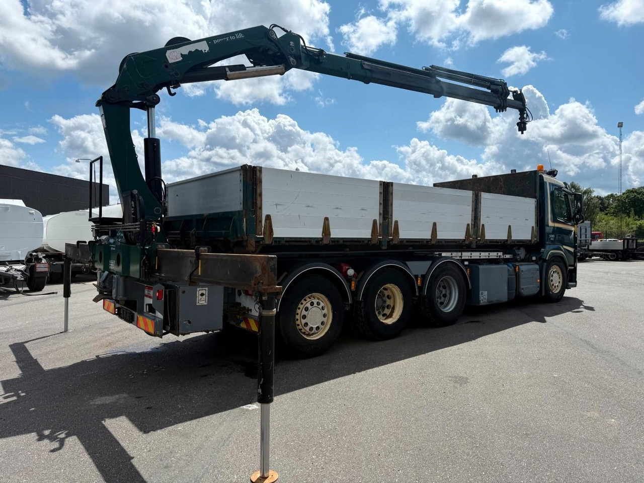 Volvo FM500 8x4*4 Tipper / Crane HMF2620-K5 - Tipper, Crane truck: picture 4 Volvo FM500 8x4*4 Tipper / Crane HMF2620-K5 - Tipper, Crane truck: picture 4