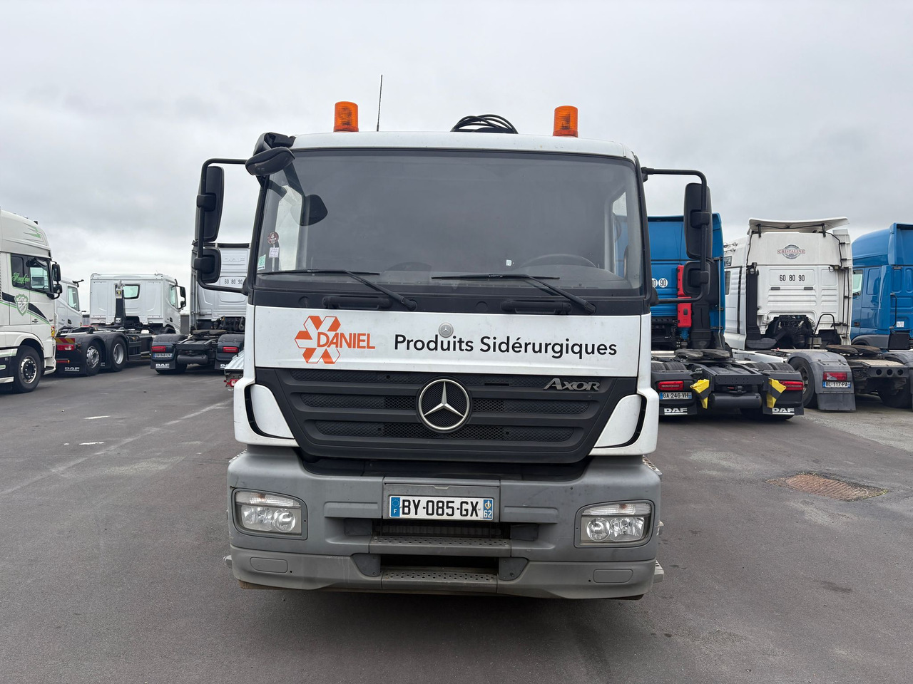 Mercedes Axor - Dropside/ Flatbed truck: picture 1 Mercedes Axor - Dropside/ Flatbed truck: picture 1