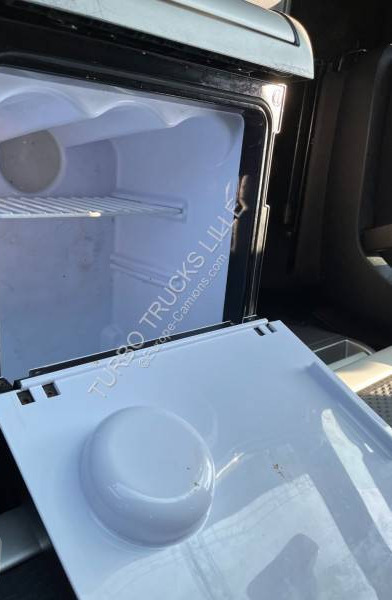 Tractor unit DAF XF 530: picture 13