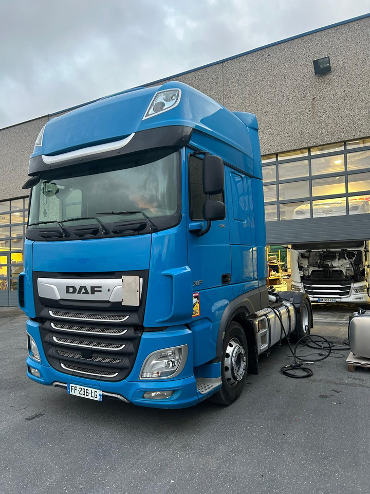 DAF XF 530 - Tractor unit: picture 2 DAF XF 530 - Tractor unit: picture 2
