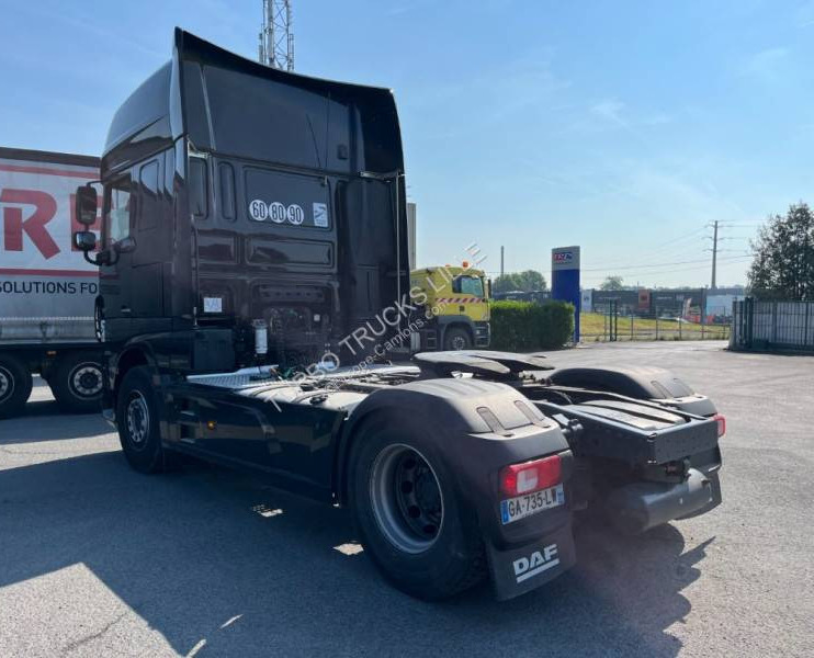 Tractor unit DAF XF 530: picture 8