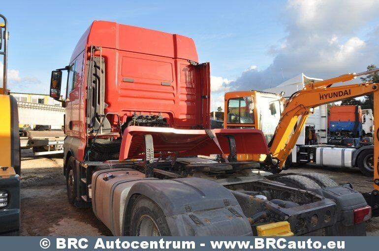 MAN TGX 18.440 XLX Compresor damage - Tractor unit: picture 4 MAN TGX 18.440 XLX Compresor damage - Tractor unit: picture 4