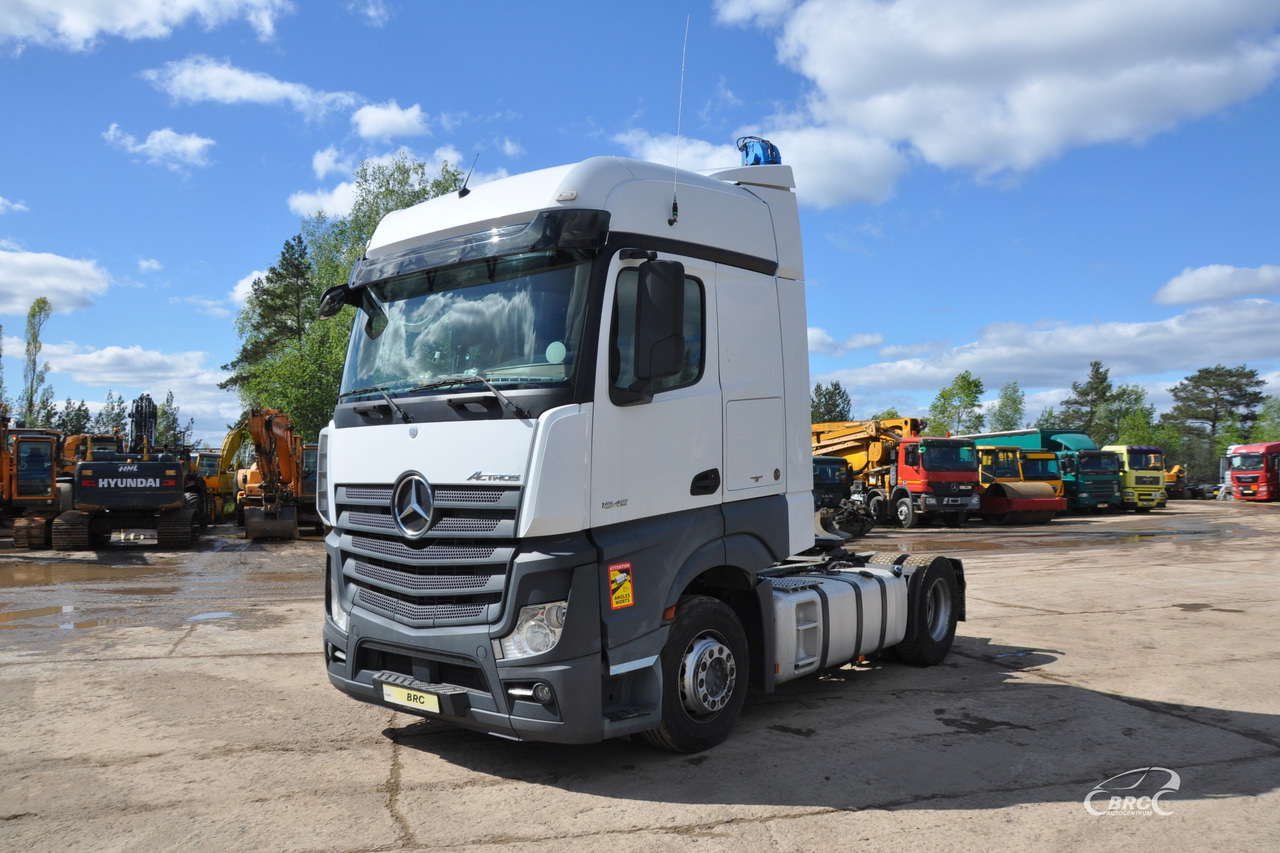 Tractor unit Mercedes-Benz Actros: picture 1