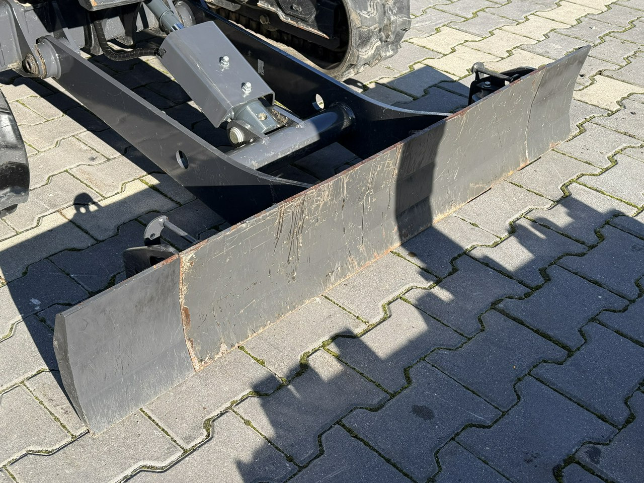 Leasing of Bobcat E19 Komplet Łyżek Mało Używana Przepracowane tylko 90mth Bobcat E19 Komplet Łyżek Mało Używana Przepracowane tylko 90mth: picture 10