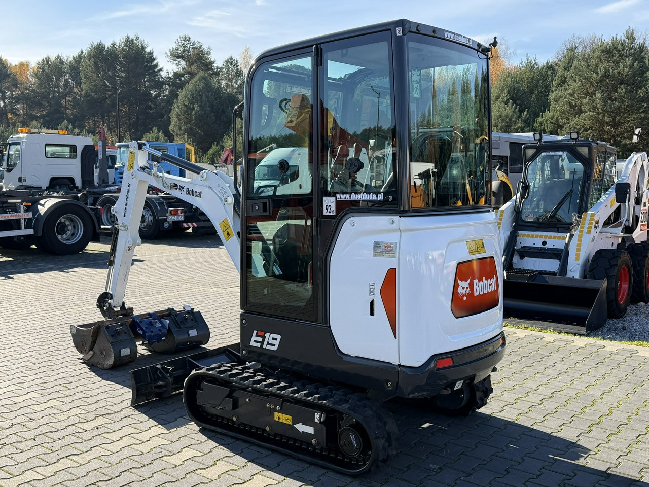 Leasing of Bobcat E19 Komplet Łyżek Mało Używana Przepracowane tylko 90mth Bobcat E19 Komplet Łyżek Mało Używana Przepracowane tylko 90mth: picture 17