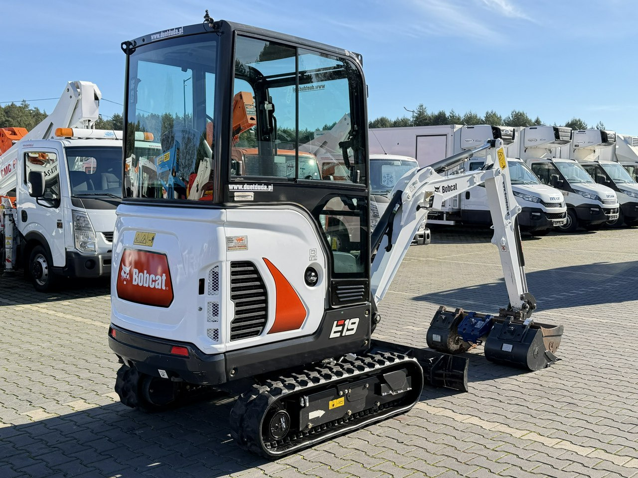 Leasing of Bobcat E19 Komplet Łyżek Mało Używana Przepracowane tylko 90mth Bobcat E19 Komplet Łyżek Mało Używana Przepracowane tylko 90mth: picture 16