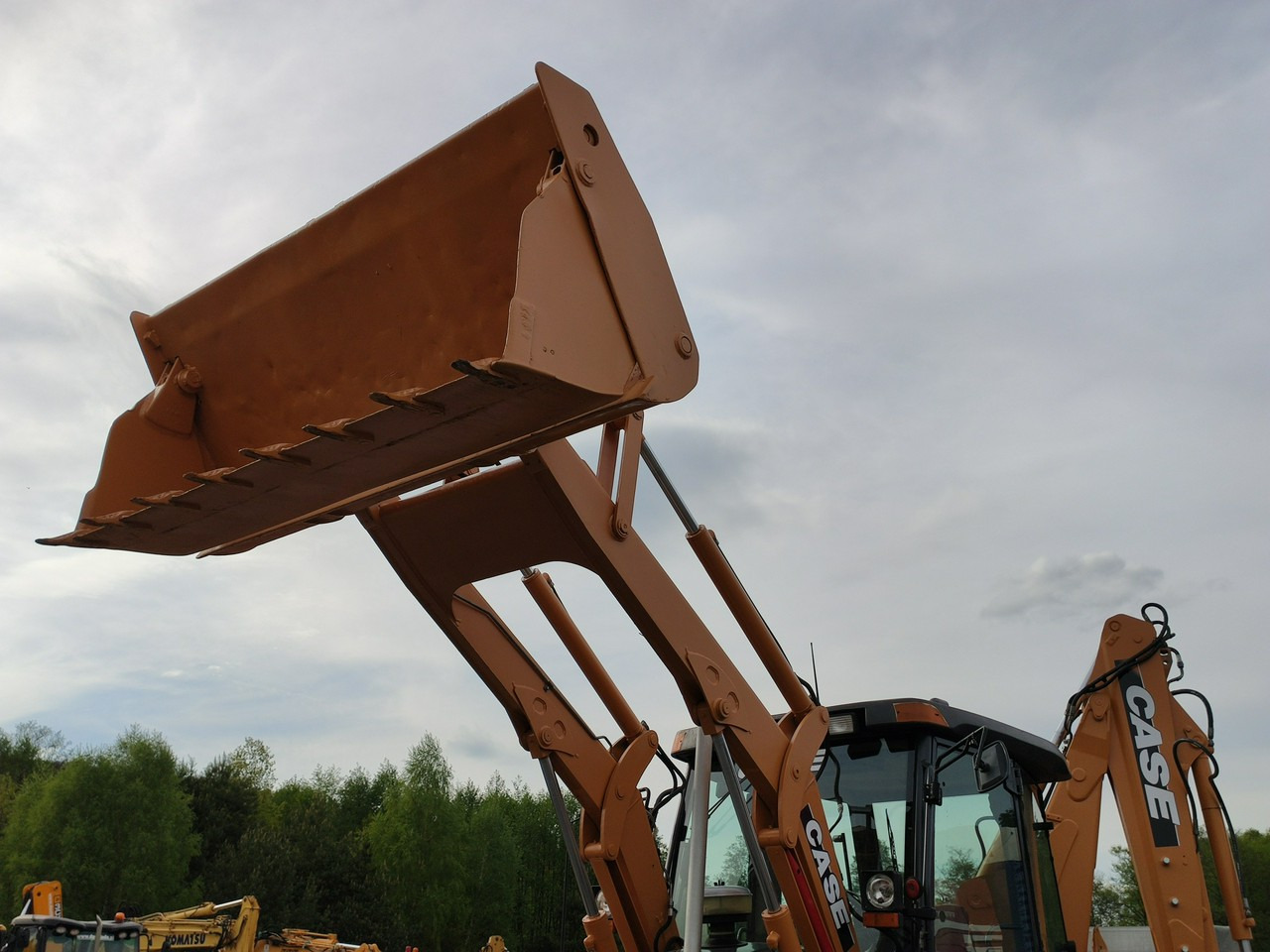 Case 695SR2-4PS - Backhoe loader: picture 4 Case 695SR2-4PS - Backhoe loader: picture 4