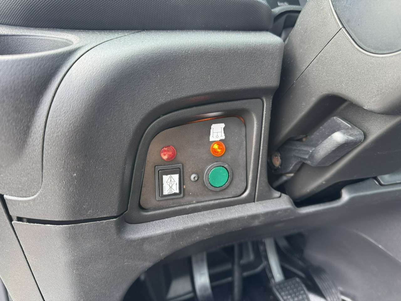 Truck mounted aerial platform Iveco Daily 35S14: picture 26 Truck mounted aerial platform Iveco Daily 35S14: picture 26