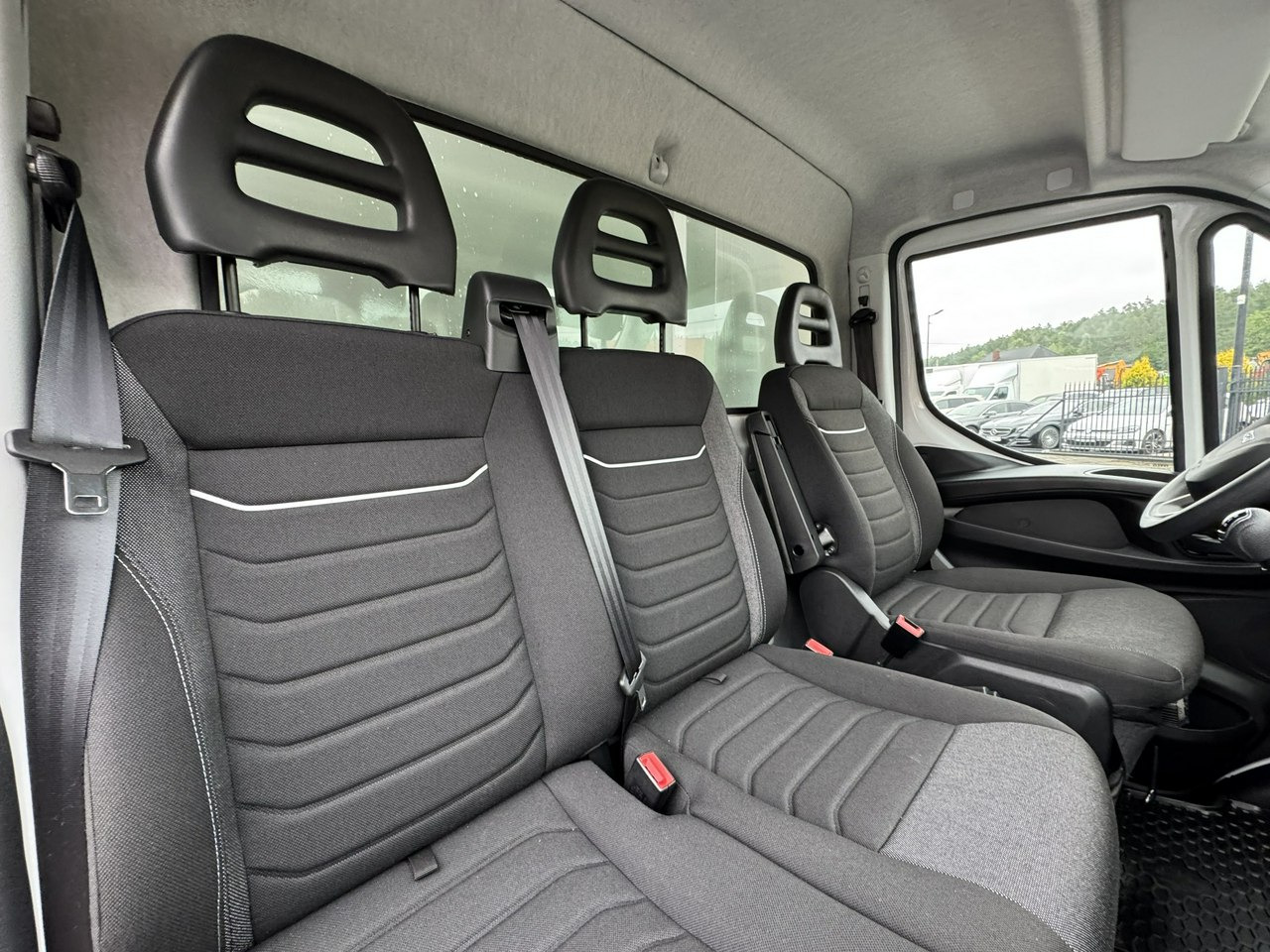 Refrigerated van Iveco Daily 35S16 V: picture 38