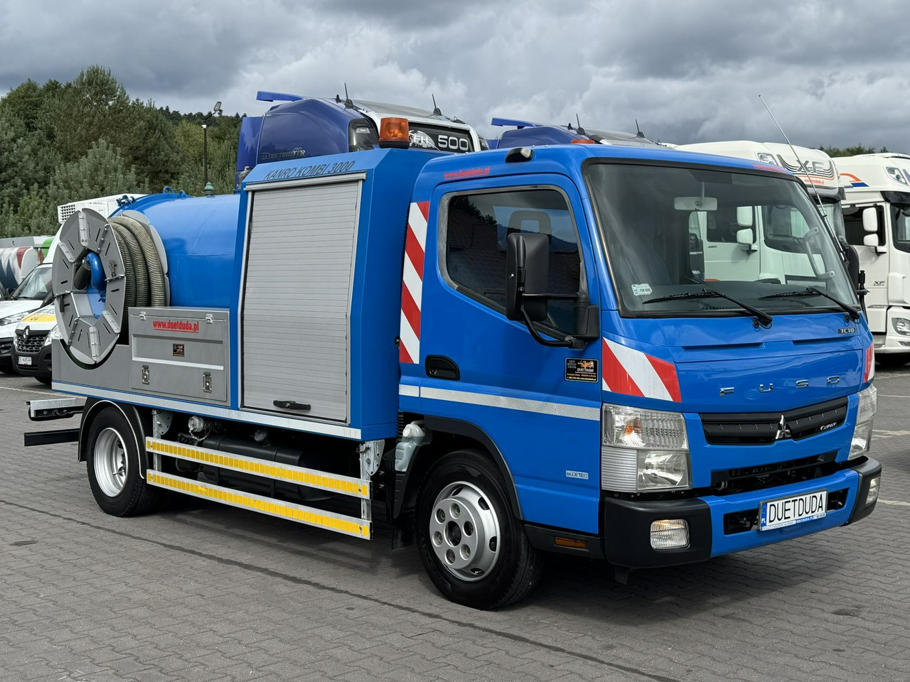 Mitsubishi Canter 7C18 3.0/150 KM Asenizcyjny - Vacuum truck: picture 1 Mitsubishi Canter 7C18 3.0/150 KM Asenizcyjny - Vacuum truck: picture 1