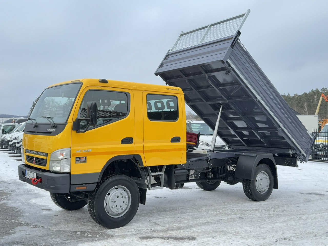 Mitsubishi Canter Fuso 4x4 17C18D 4.9/180KM Wywrotka 3-stronna - Tipper: picture 1 Mitsubishi Canter Fuso 4x4 17C18D 4.9/180KM Wywrotka 3-stronna - Tipper: picture 1