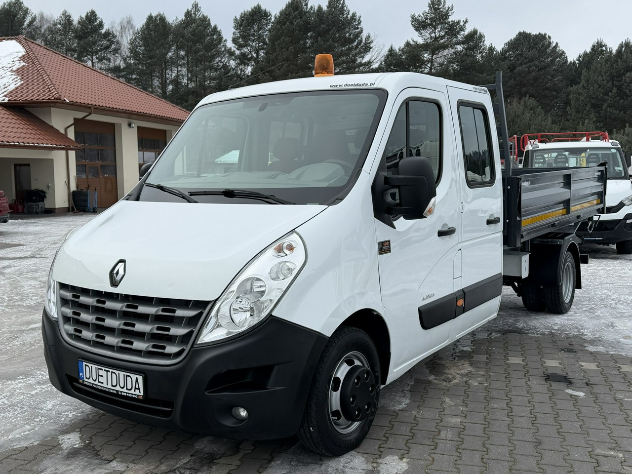 Renault Master - Tipper van: picture 4 Renault Master - Tipper van: picture 4