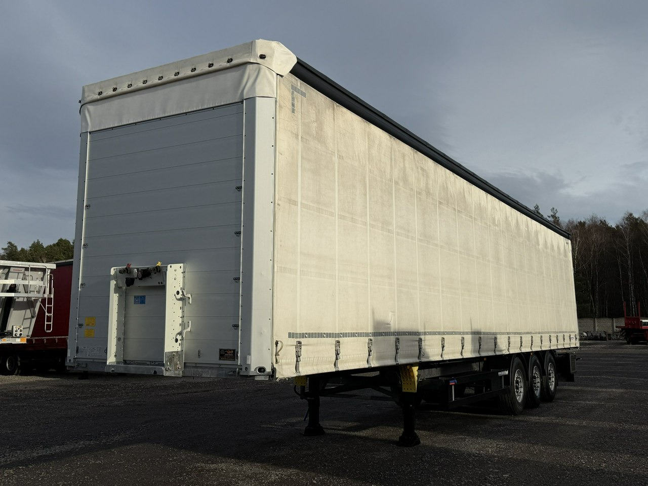 Schmitz Cargobull Standard Rama Ocynk Oś podnoszona Listopad 2018r - Curtainsider semi-trailer: picture 3 Schmitz Cargobull Standard Rama Ocynk Oś podnoszona Listopad 2018r - Curtainsider semi-trailer: picture 3