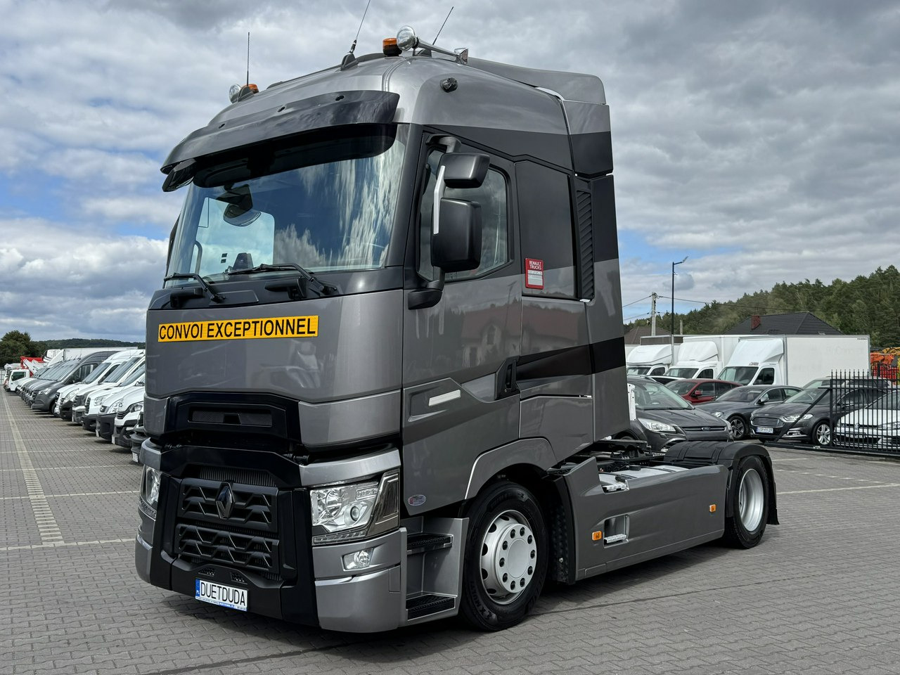 Renault Gama T 520 HIGH CAB Silnik 13litrów Euro 6 Low deck - Tractor unit: picture 4 Renault Gama T 520 HIGH CAB Silnik 13litrów Euro 6 Low deck - Tractor unit: picture 4