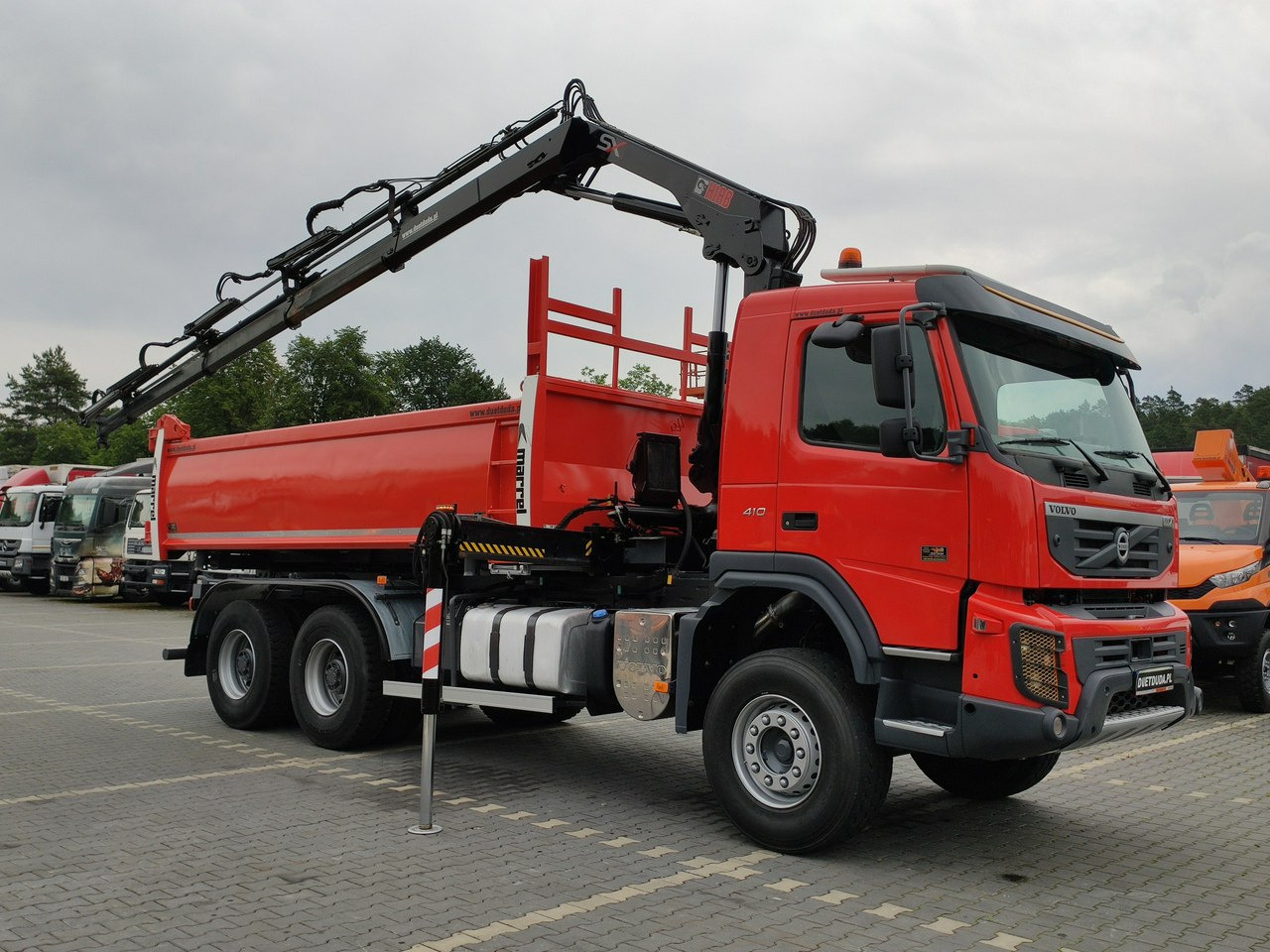 Volvo FMX 410 6x4 13L HDS Radiowy Hydroburta - Tipper, Crane truck: picture 4 Volvo FMX 410 6x4 13L HDS Radiowy Hydroburta - Tipper, Crane truck: picture 4