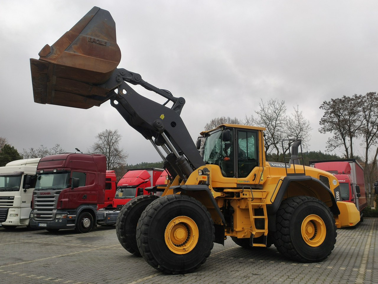 Volvo L 220G - Wheel loader: picture 1 Volvo L 220G - Wheel loader: picture 1