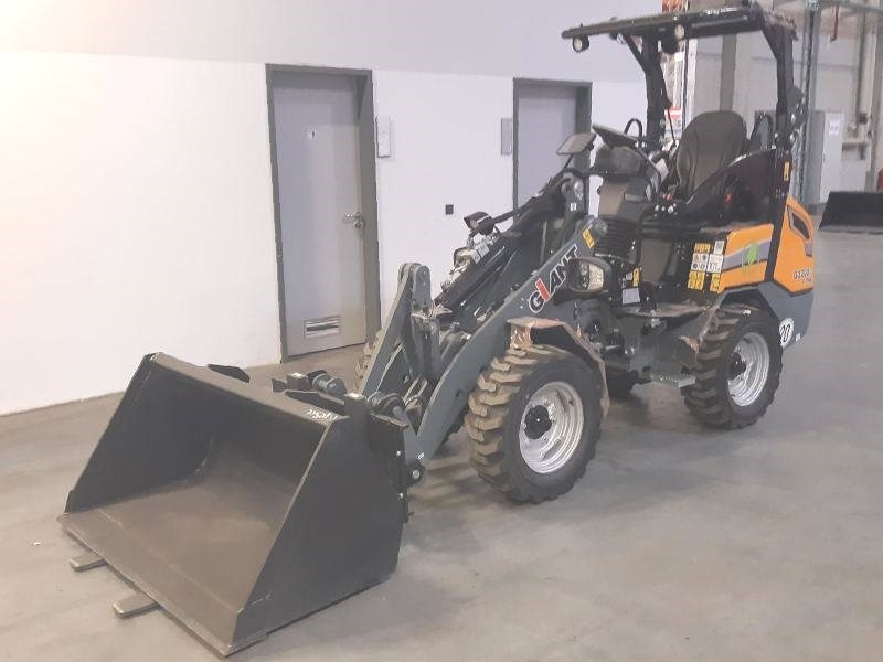 Giant G 2200 E X-Tra Elektro / electric - Skid steer loader: picture 2 Giant G 2200 E X-Tra Elektro / electric - Skid steer loader: picture 2