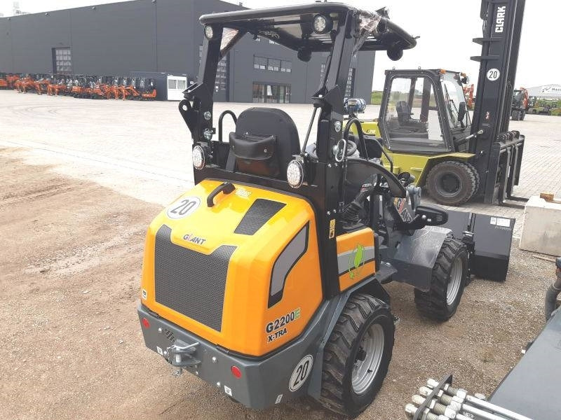 Giant G 2200 E X-Tra Elektro / electric - Skid steer loader: picture 4 Giant G 2200 E X-Tra Elektro / electric - Skid steer loader: picture 4