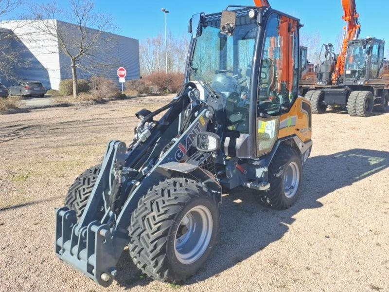 Giant G 2700 E X-Tra Elektro / electric - Skid steer loader: picture 2 Giant G 2700 E X-Tra Elektro / electric - Skid steer loader: picture 2