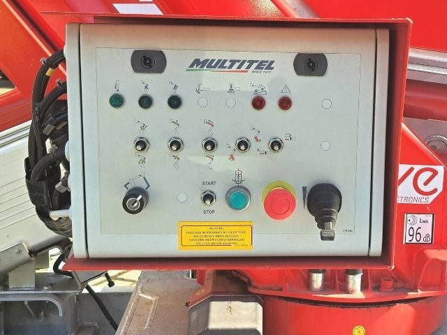 Truck mounted aerial platform Iveco Multitel MX210 Arbeitsbühne: picture 8