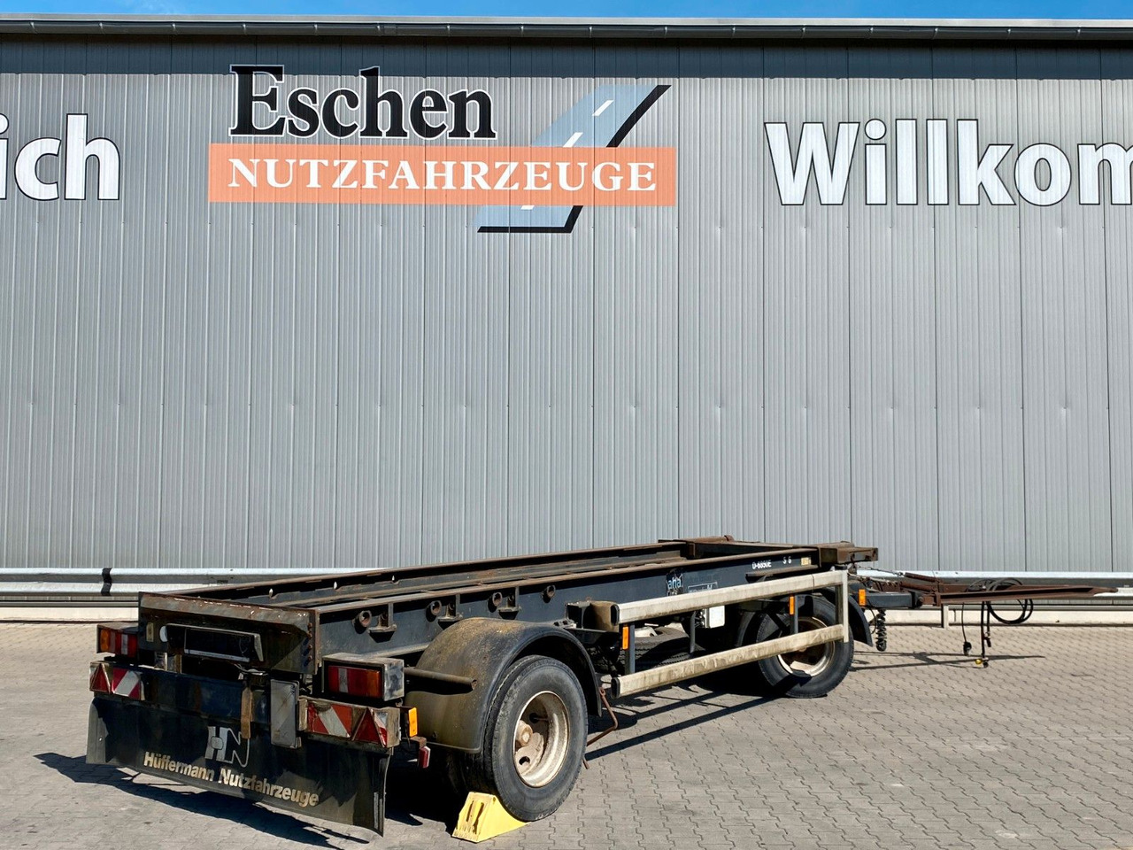 Hüffermann HSA 18.65 | Reifenprofil: 75%*Blatt*50mm Zugauge - Roll-off/ Skip trailer: picture 4 Hüffermann HSA 18.65 | Reifenprofil: 75%*Blatt*50mm Zugauge - Roll-off/ Skip trailer: picture 4