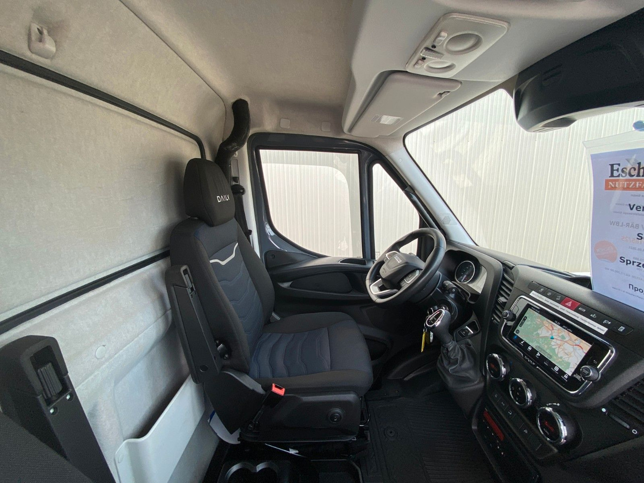 Curtain side van Iveco Daily Hi-Matic 70 C 21 Topsleeper | LBW 1,00to.: picture 13