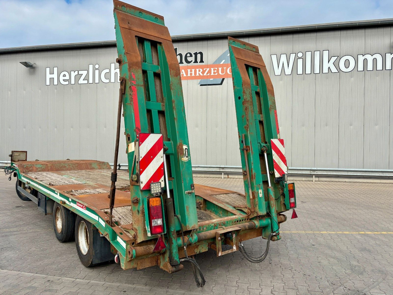 Langendorf Anhänger | hydraulische Rampen*Blatt*BPW-Achsen - Low loader trailer: picture 4 Langendorf Anhänger | hydraulische Rampen*Blatt*BPW-Achsen - Low loader trailer: picture 4