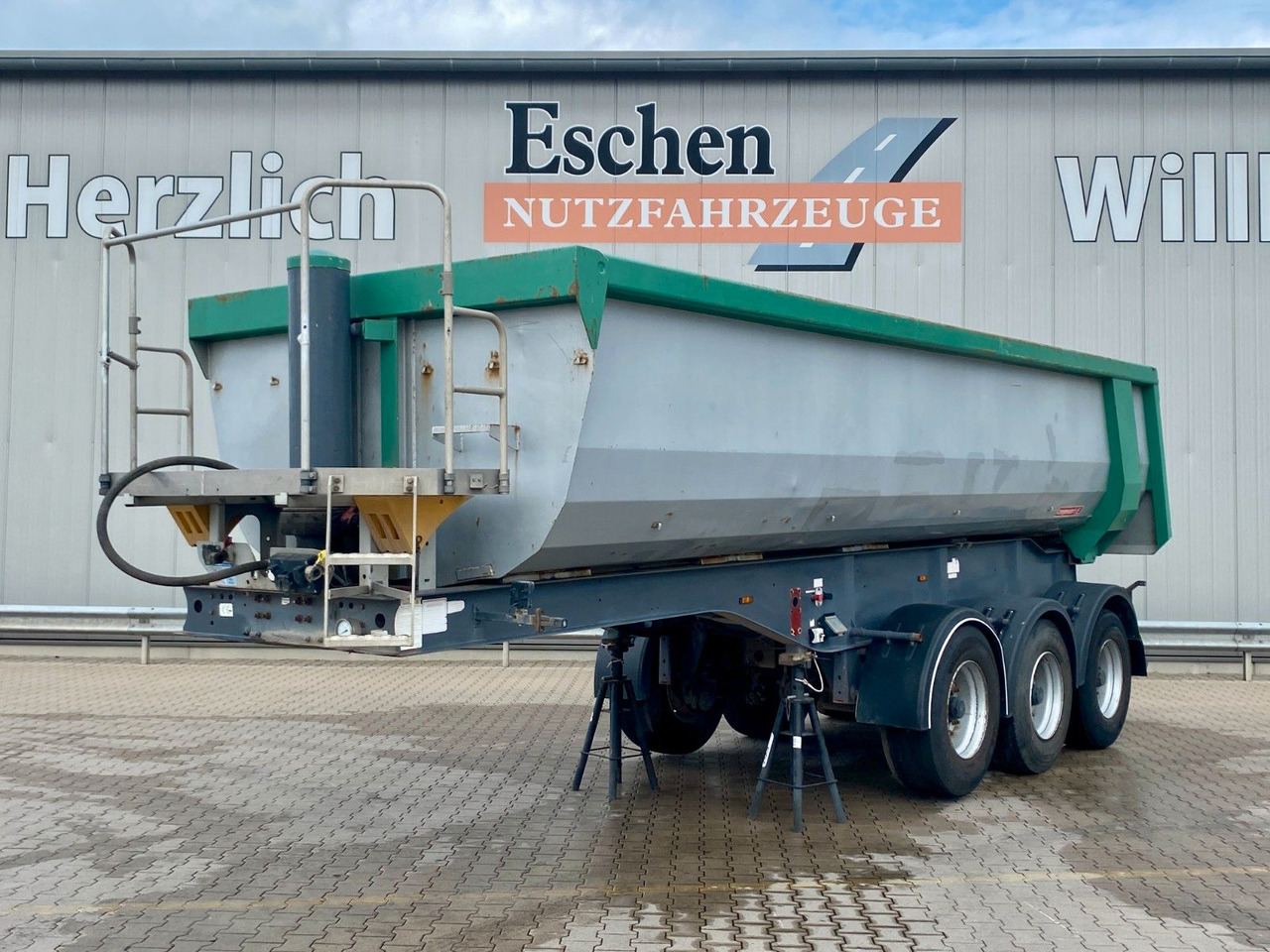 Langendorf SKS-HS 24/29 | Stahl 23m³*Luft-Lift*BPW*EBS - Tipper semi-trailer: picture 1 Langendorf SKS-HS 24/29 | Stahl 23m³*Luft-Lift*BPW*EBS - Tipper semi-trailer: picture 1