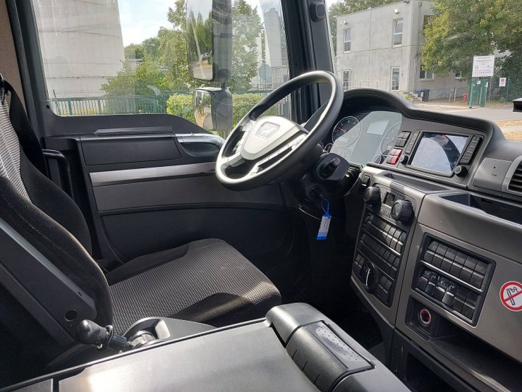 MAN TGL 8.190 Koffer/Seitentür/LBW - Box truck: picture 5 MAN TGL 8.190 Koffer/Seitentür/LBW - Box truck: picture 5